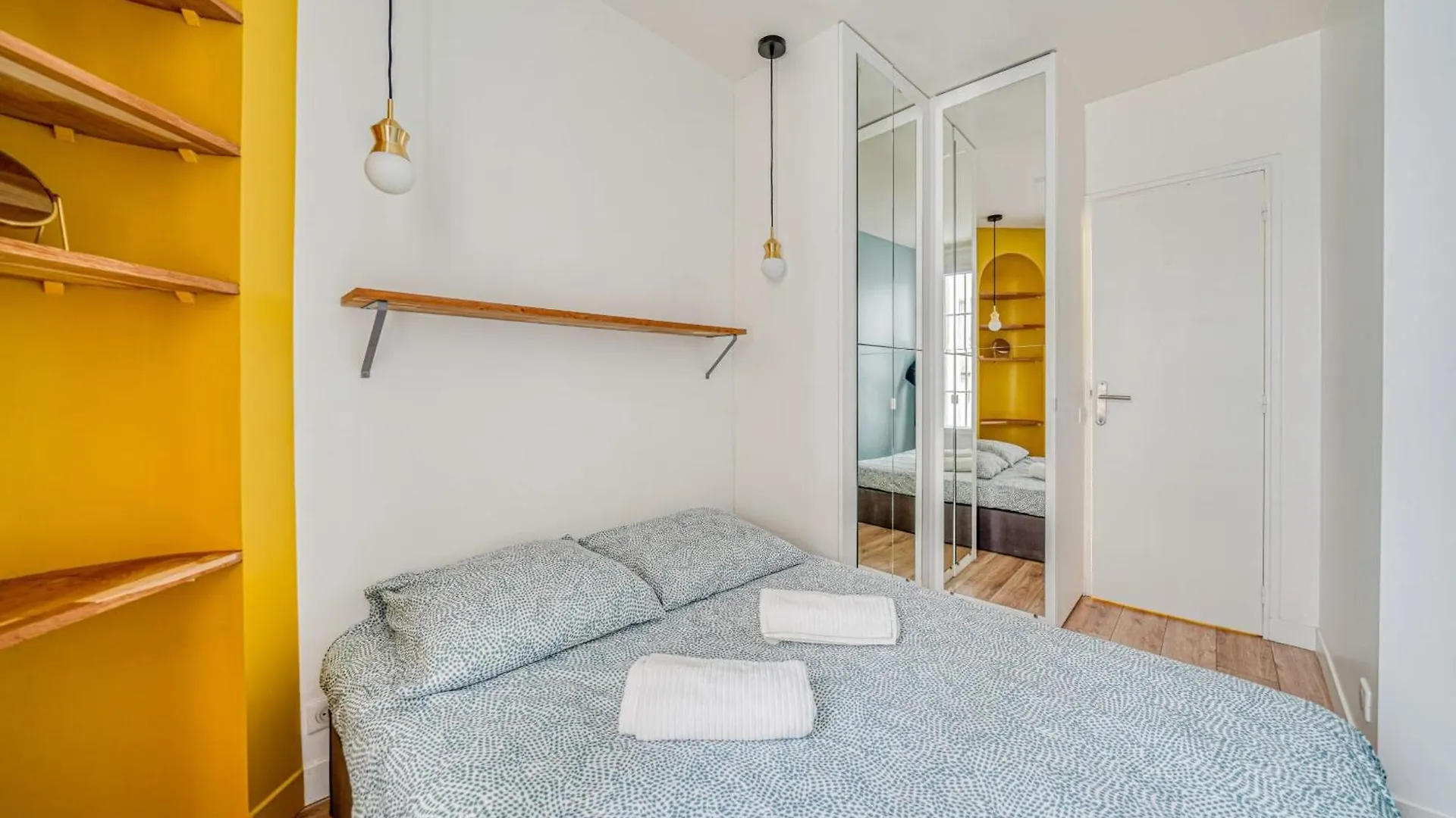 Apartment In Paris 17Th District