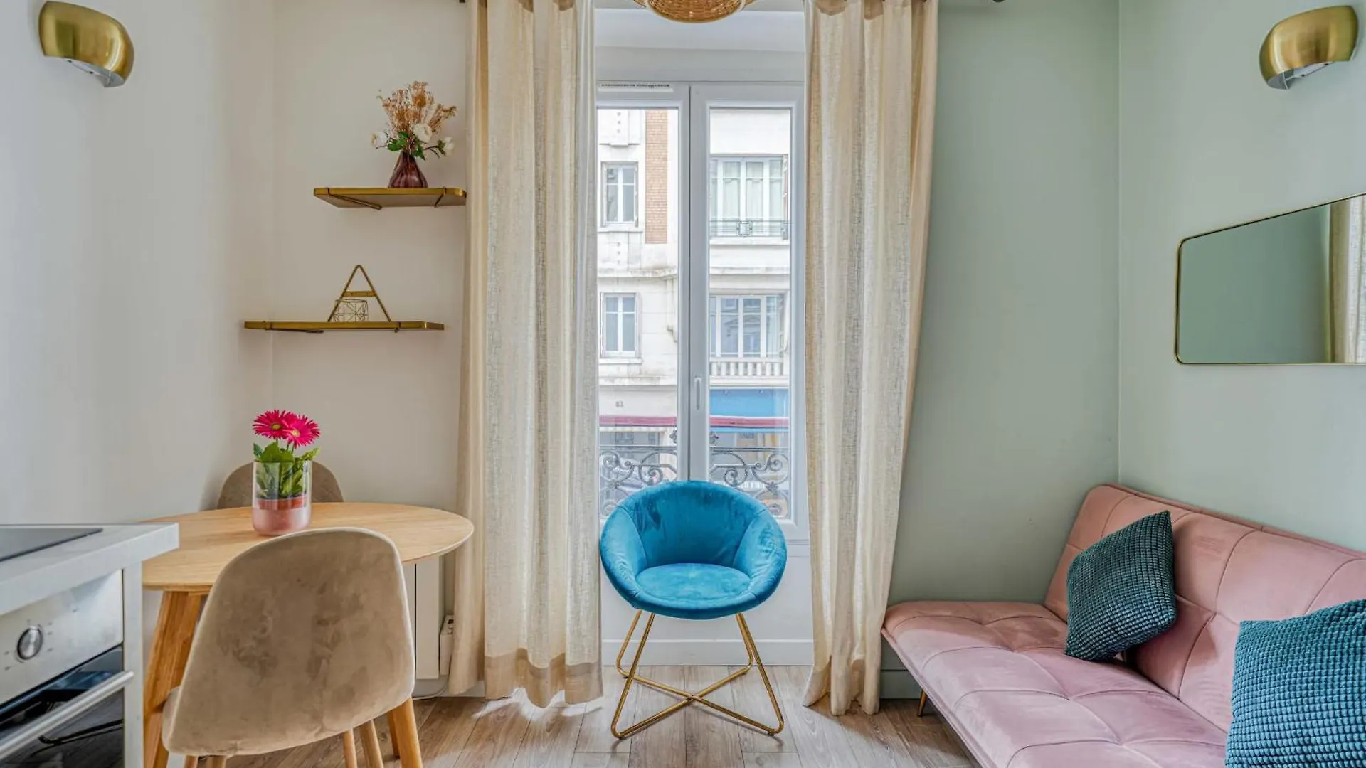 Apartment In Paris 17Th District