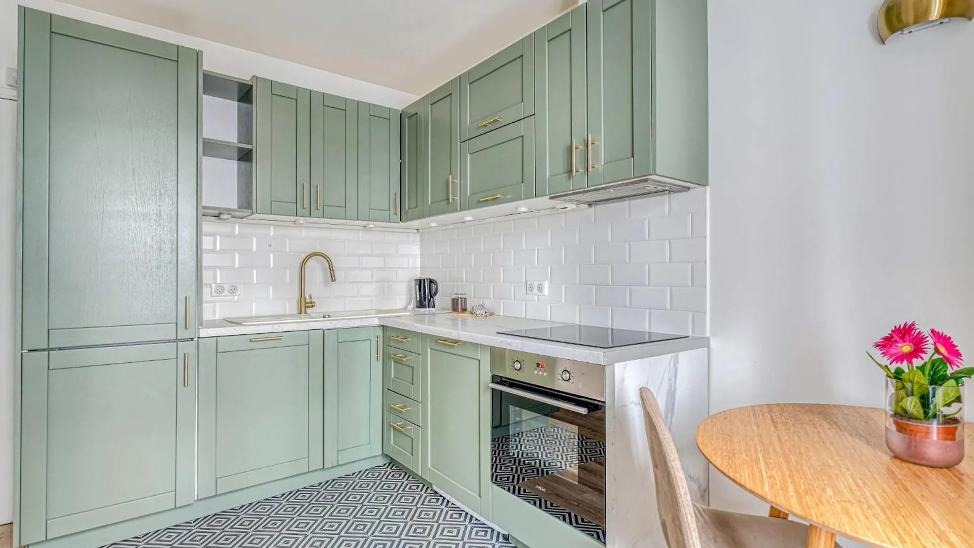 Apartment In Paris 17Th District